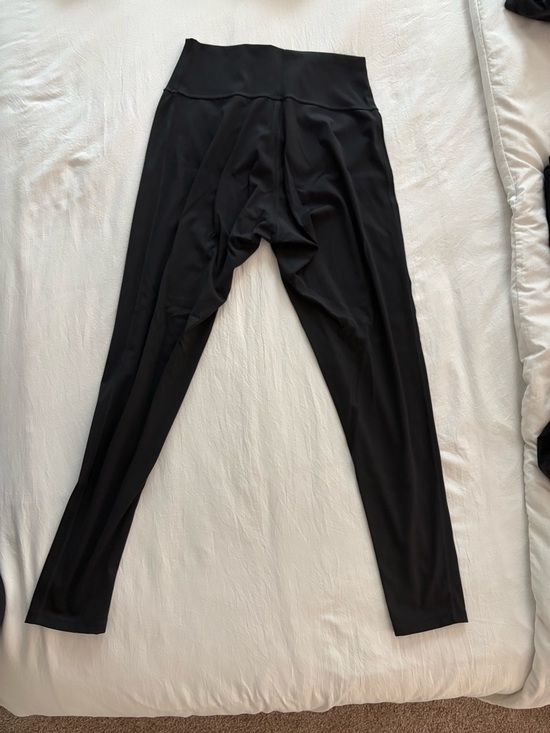 Gymshark Soft Sculpt Leggings - Picture 4 of 4